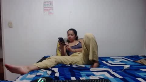 Angeline  Follow  online show from March 2025 02:36:01 AM