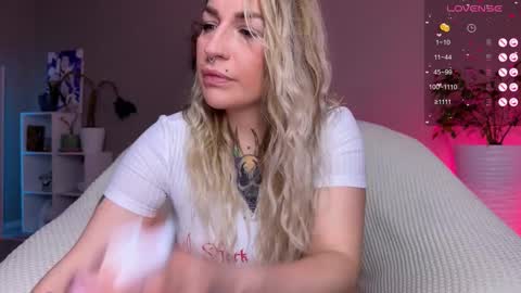 Tanya acid       online show from November 2025 02:50:01 AM