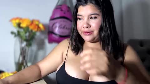 Snapshot of tara_lynn_xx chatting on February 2025 01:08:01 PM Dani independent model online show from February 2025 01:08:01 PM