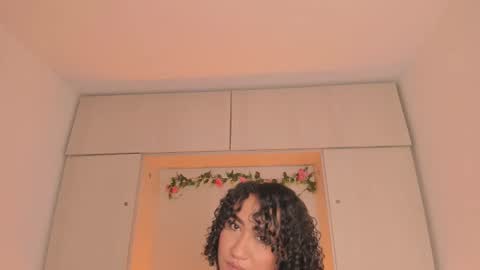  T A R A  online show from October 2025 04:22:01 AM