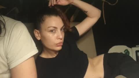 Snapshot of tarian_xxx chatting on March 2025 07:43:02 AM T J online show from March 2025 07:43:02 AM