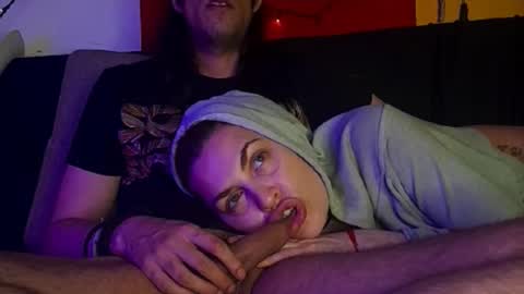 Snapshot of tarian_xxx chatting on November 2025 08:19:01 PM T J online show from November 2025 08:19:01 PM