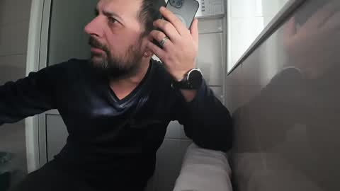 Snapshot of tarkan198 chatting on January 2025 08:07:02 AM tarkan198 online show from January 2025 08:07:02 AM