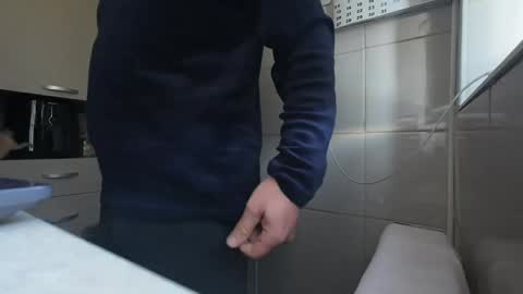 Snapshot of tarkan198 chatting on January 2025 11:11:01 AM tarkan198 online show from January 2025 11:11:01 AM