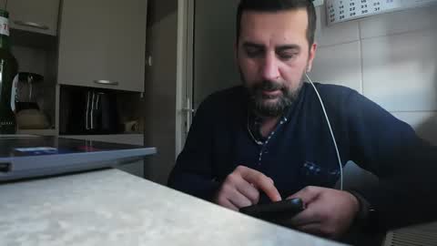 Snapshot of tarkan198 chatting on January 2025 11:02:01 AM tarkan198 online show from January 2025 11:02:01 AM