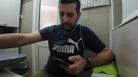 Snapshot of tarkan198 chatting on January 2025 05:26:01 PM tarkan198 online show from January 2025 05:26:01 PM