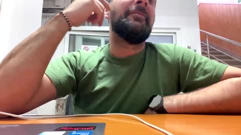 Snapshot of tarkan198 chatting on January 2025 10:51:02 AM tarkan198 online show from January 2025 10:51:02 AM