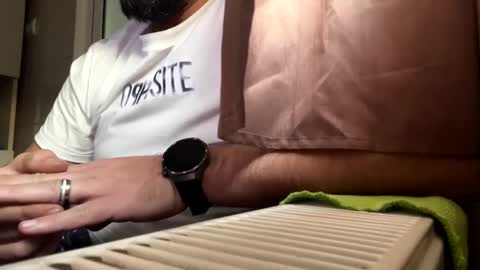 Snapshot of tarkan198 chatting on January 2025 06:07:01 AM tarkan198 online show from January 2025 06:07:01 AM