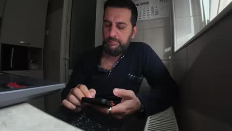 Snapshot of tarkan198 chatting on February 2025 08:08:01 AM tarkan198 online show from February 2025 08:08:01 AM