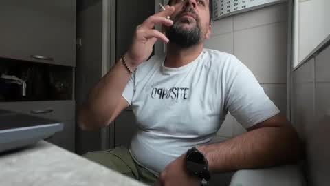 Snapshot of tarkan198 chatting on February 2025 11:33:01 AM tarkan198 online show from February 2025 11:33:01 AM