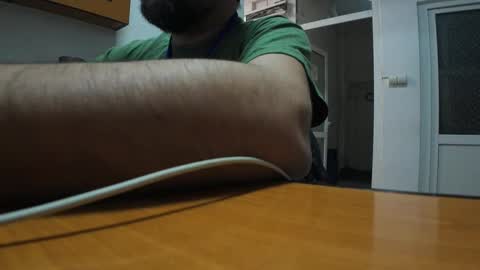 Snapshot of tarkan198 chatting on February 2025 04:26:02 PM tarkan198 online show from February 2025 04:26:02 PM