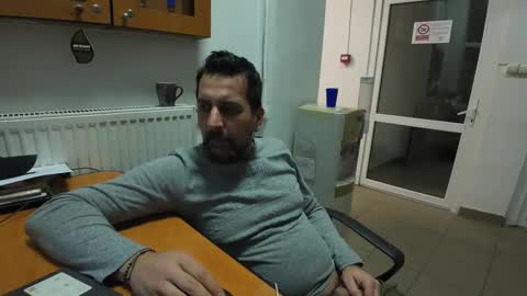 Snapshot of tarkan198 chatting on February 2025 07:30:01 PM tarkan198 online show from February 2025 07:30:01 PM