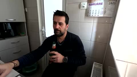 Snapshot of tarkan198 chatting on February 2025 10:15:02 AM tarkan198 online show from February 2025 10:15:02 AM