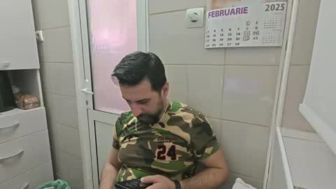 Snapshot of tarkan198 chatting on February 2025 06:00:02 PM tarkan198 online show from February 2025 06:00:02 PM