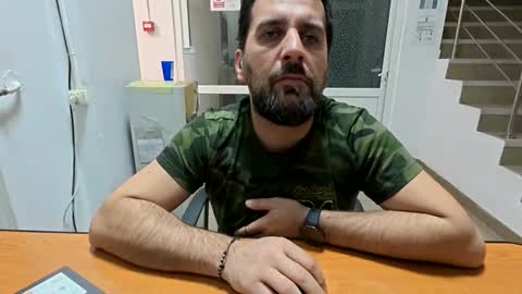 Snapshot of tarkan198 chatting on March 2025 09:22:01 PM tarkan198 online show from March 2025 09:22:01 PM