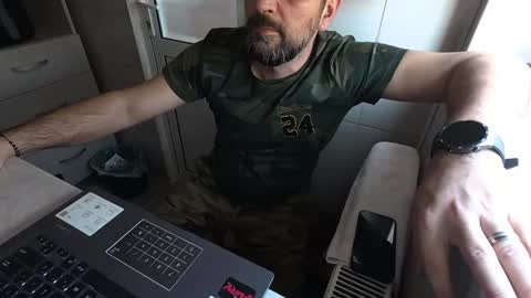 Snapshot of tarkan198 chatting on March 2025 12:55:01 PM tarkan198 online show from March 2025 12:55:01 PM