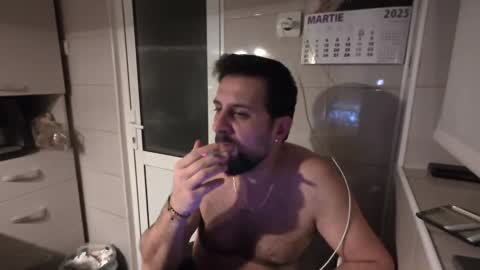 Snapshot of tarkan198 chatting on March 2025 07:01:02 PM tarkan198 online show from March 2025 07:01:02 PM