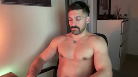 tarquit8 online show from February 2026 09:13:02 PM