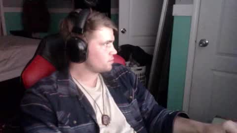 tarus333 online show from October 2025 09:37:01 AM