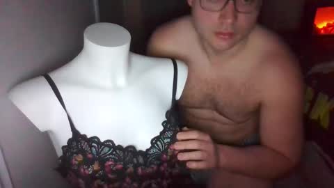 Snapshot of tarzanwild68 chatting on January 2025 01:16:02 AM TarzanWild68 online show from January 2025 01:16:02 AM