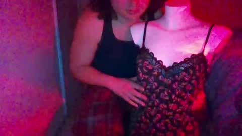 Snapshot of tarzanwild68 chatting on February 2025 02:19:02 AM TarzanWild68 online show from February 2025 02:19:02 AM