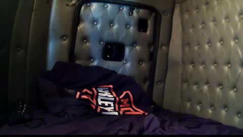 tashaclouds online show from March 2026 06:33:01 PM