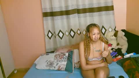 Snapshot of tastie_t chatting on October 2025 12:26:01 AM tastie_t online show from October 2025 12:26:01 AM