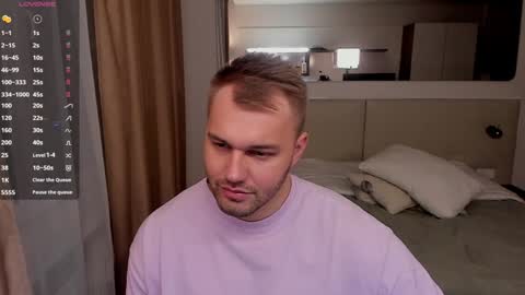 Snapshot of tasty_justin chatting on December 2024 03:08:01 AM My shows 2100500 UTC3 online show from December 2024 03:08:01 AM