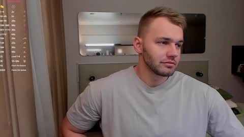 Snapshot of tasty_justin chatting on January 2025 03:25:02 AM My shows 2100500 UTC3 online show from January 2025 03:25:02 AM