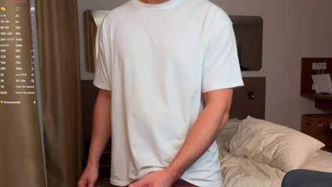 Snapshot of tasty_justin chatting on November 2025 04:12:01 AM My shows 2100500 UTC3 online show from November 2025 04:12:01 AM