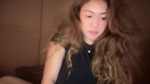 Mae online show from October 2025 07:51:01 AM