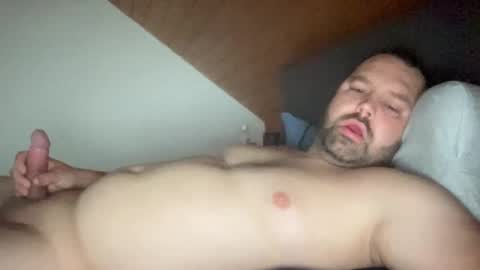 Snapshot of tatam90 chatting on September 2025 06:41:01 AM tatam90 online show from September 2025 06:41:01 AM