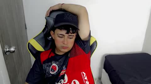 T A T A N online show from November 2025 09:06:01 PM