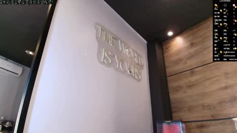 Snapshot of tatiana_monroe chatting on January 2025 11:50:01 AM Hey Im Tatiana online show from January 2025 11:50:01 AM