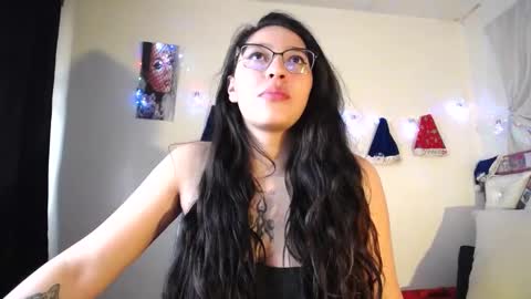 Snapshot of tatiana_ninfomaniaca chatting on December 2024 05:42:01 PM tatiana online show from December 2024 05:42:01 PM