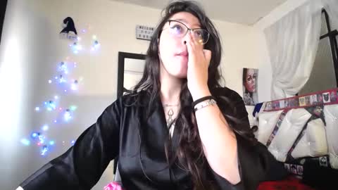 Snapshot of tatiana_ninfomaniaca chatting on December 2024 05:59:02 PM tatiana online show from December 2024 05:59:02 PM