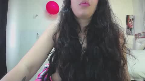 Snapshot of tatiana_ninfomaniaca chatting on February 2025 07:03:01 PM tatiana online show from February 2025 07:03:01 PM