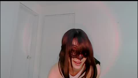 Snapshot of tatianaaah chatting on May 2026 04:45:02 PM Morgan online show from May 2026 04:45:02 PM