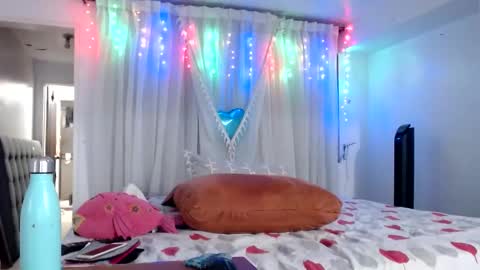 tatiana giraldo online show from February 2025 02:50:02 AM