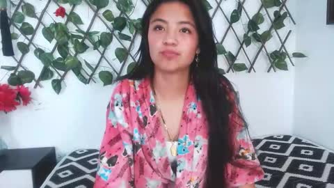 Laura gonzalez online show from October 2025 11:38:02 AM