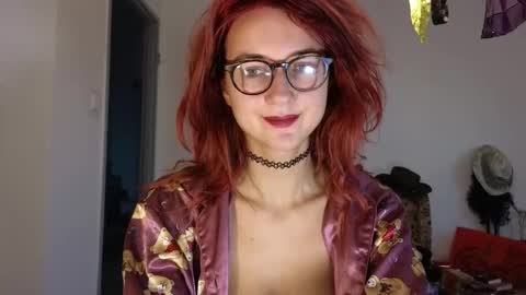 Tatiana online show from September 2025 05:01:02 PM