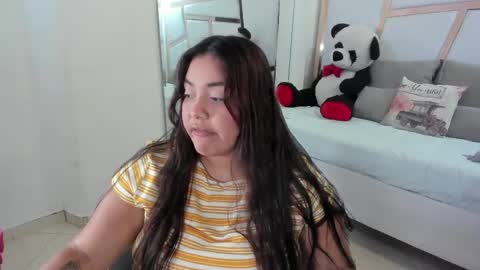 tatikanyx online show from May 2026 12:32:01 PM