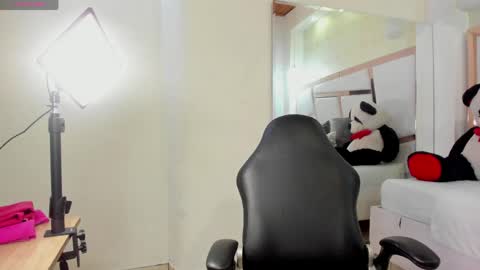 tatikanyx online show from June 2026 11:49:02 AM