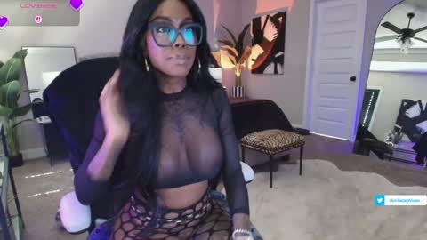 Tatted Queen online show from March 2026 06:12:01 PM
