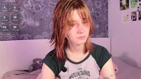 Start broadcast 2000-2100 UTC-4 GMT-4 online show from April 2026 01:38:01 AM