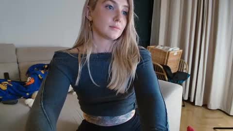 tattoobbgirl online show from April 2026 07:58:01 PM