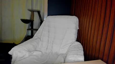 Snapshot of tattoodollx chatting on February 2025 09:03:02 PM Antonia online show from February 2025 09:03:02 PM