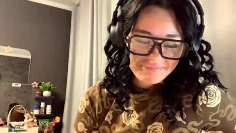 Snapshot of tawanamccorrison chatting on July 2026 07:53:01 PM Adele online show from July 2026 07:53:01 PM