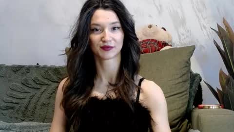 TayaKayan online show from February 2026 12:01:02 PM