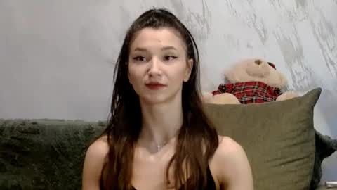 TayaKayan online show from February 2026 12:46:01 PM